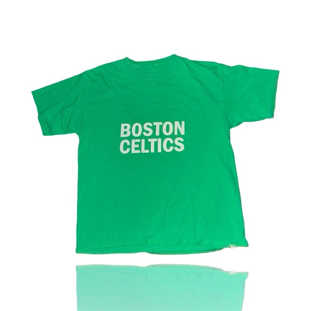 Boston Celtics T-Shirt Women’s cropped  Green Graphic Print Vintage Jason Tatum